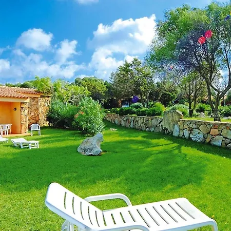 Terraced House In Sardinia Near Surf Paradise Сasa de vacaciones Porto Pollo