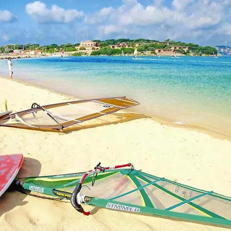 Terraced House In Sardinia Near Surf Paradise Сasa de vacaciones